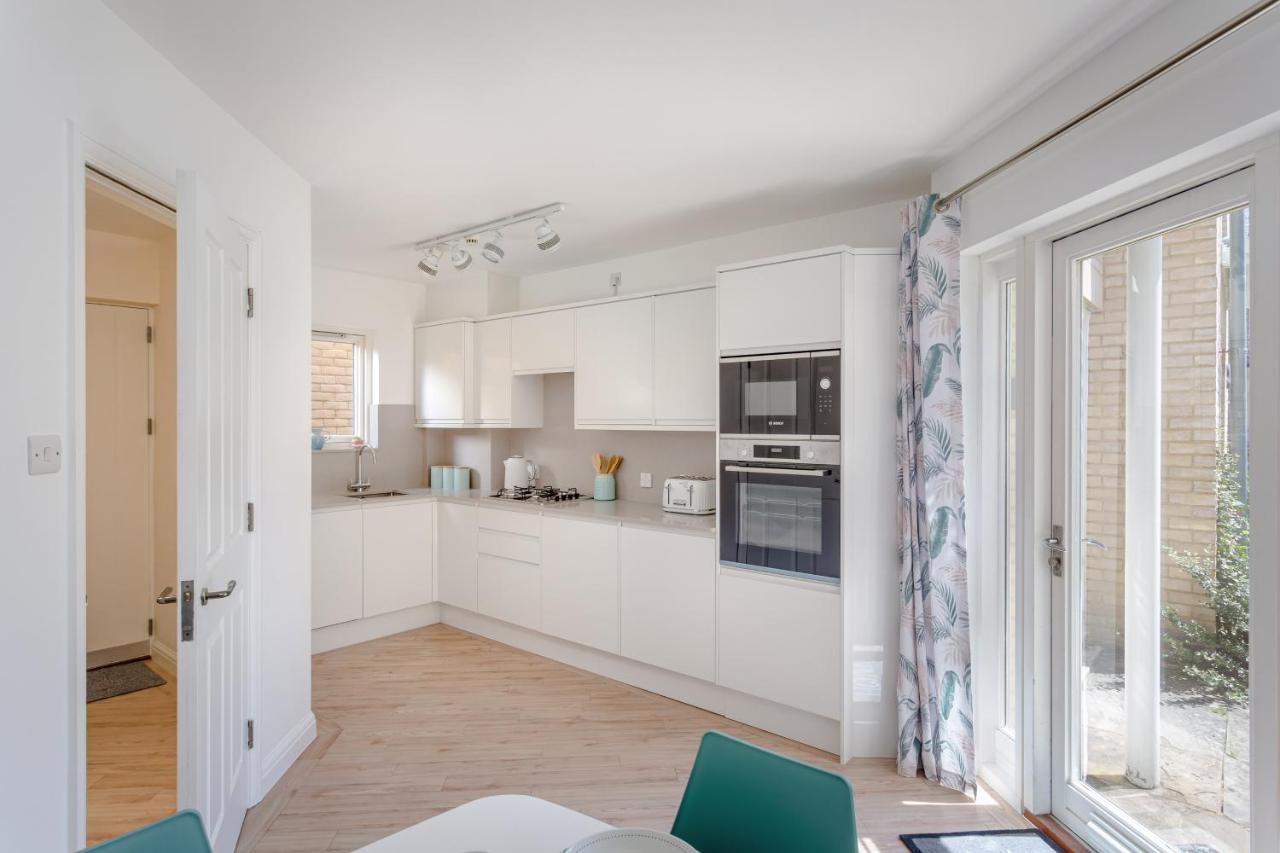 2 Bedroom City Centre Townhouse - With Parking Cambridge  Bagian luar foto